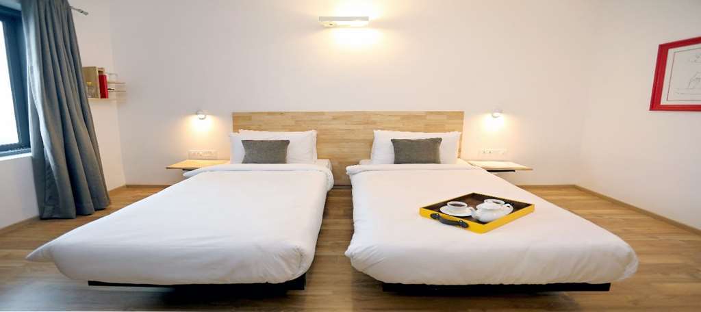Hotel Oyo Townhouse 018 Medanta Gurgaon Zimmer foto